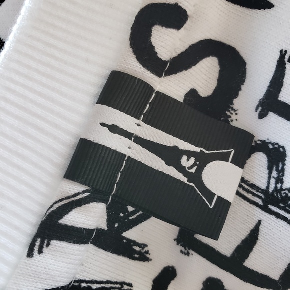 Karl Lagerfeld Logo Sweater Size Large NEW! - Picture 11 of 14